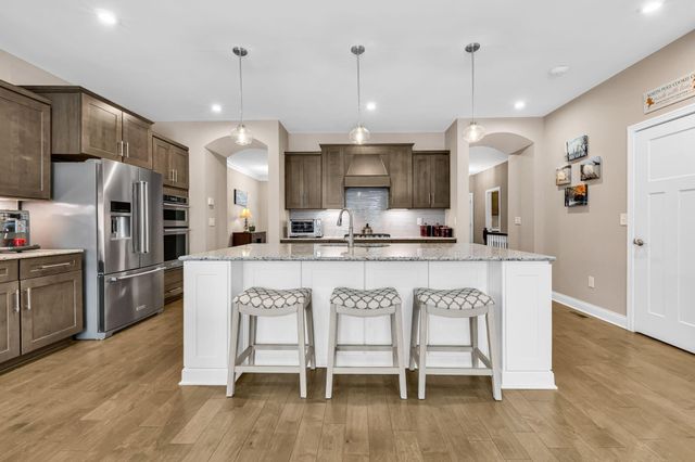 5505 Holiston Court, Galena, OH 43021