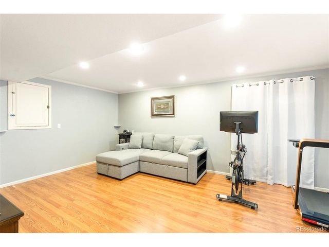 22298 E Lake Ave, Centennial, CO 80015