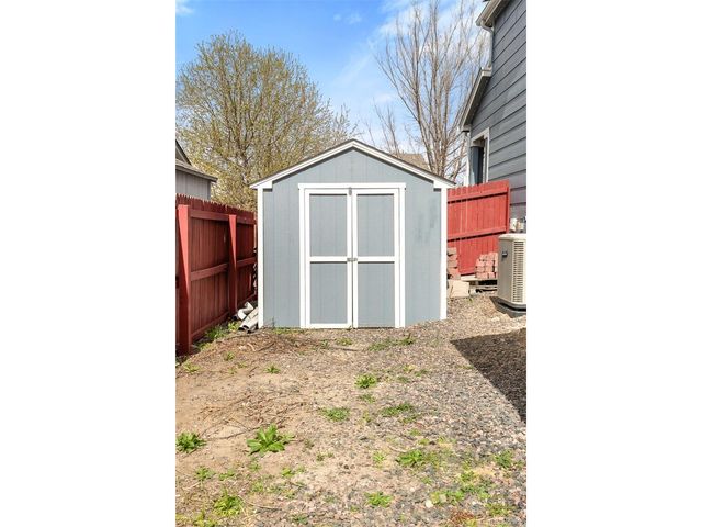 22298 E Lake Ave, Centennial, CO 80015