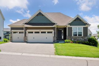 5743 Meridian Way NE, Prior Lake, MN 55372
