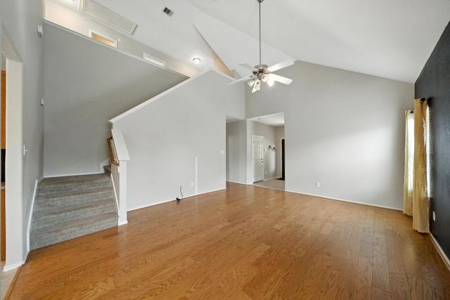 18123 Hillock Glen Lane, Cypress, TX 77429