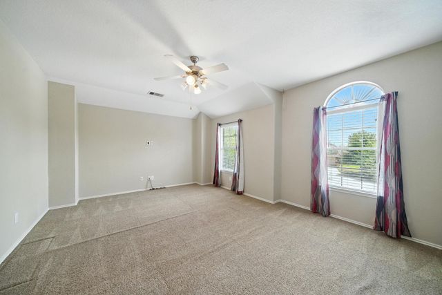 18123 Hillock Glen Lane, Cypress, TX 77429