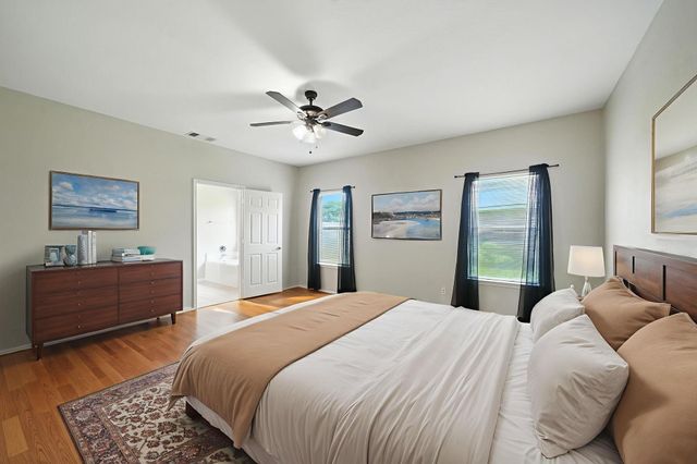 18123 Hillock Glen Lane, Cypress, TX 77429