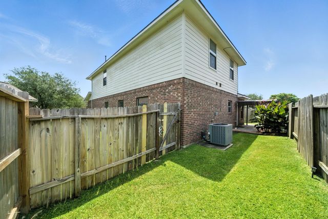 18123 Hillock Glen Lane, Cypress, TX 77429