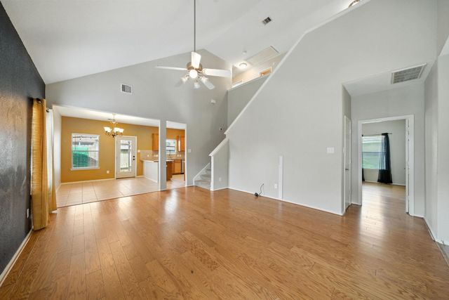 18123 Hillock Glen Lane, Cypress, TX 77429