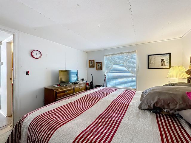 20434 NE 143RD PLACE, Salt Springs, FL 32134