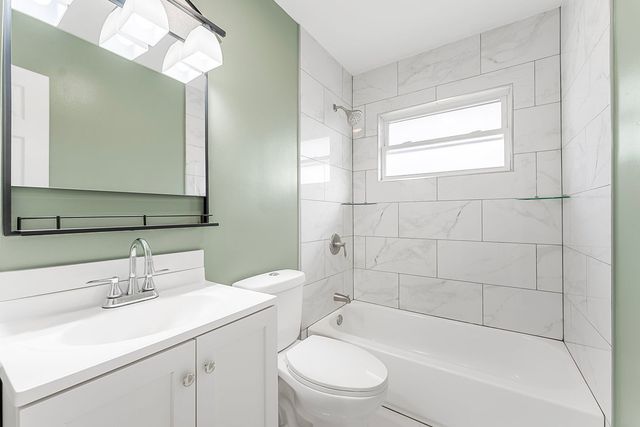 2627 Westwood Place, Davenport, IA 52804