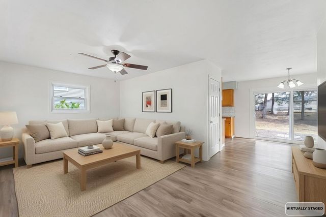 2627 Westwood Place, Davenport, IA 52804