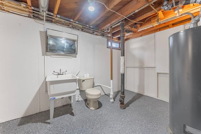 2627 Westwood Place, Davenport, IA 52804