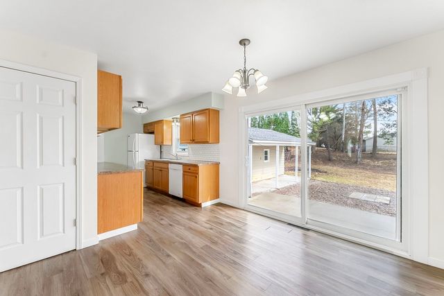 2627 Westwood Place, Davenport, IA 52804