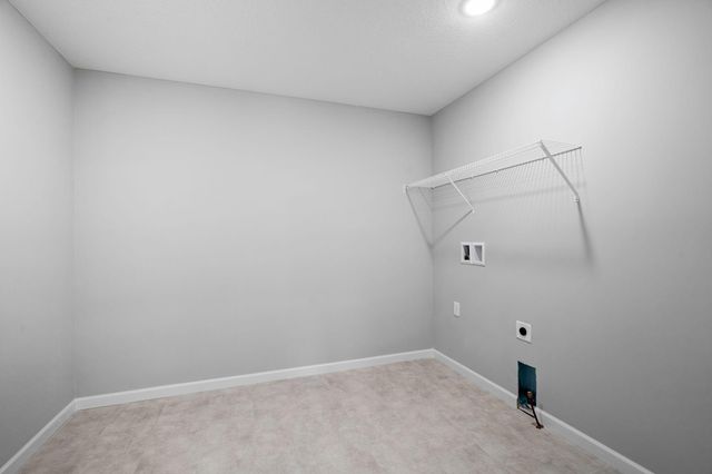 1420 192nd Avenue, East Bethel, MN 55011