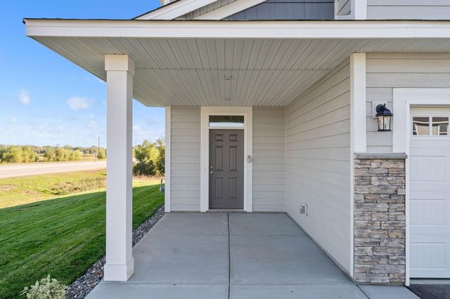 1420 192nd Avenue, East Bethel, MN 55011