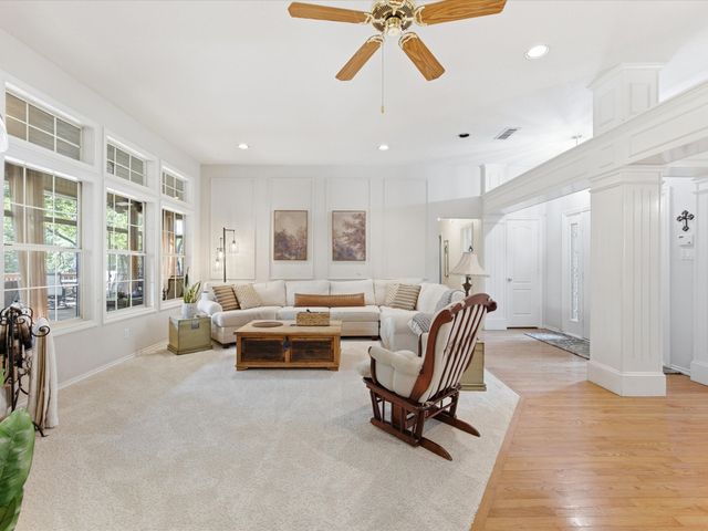 201 Coach House Circle, Fort Worth, TX 76108