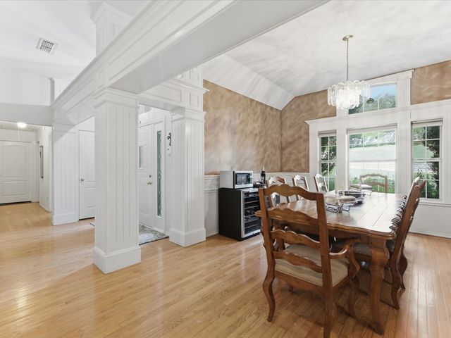 201 Coach House Circle, Fort Worth, TX 76108