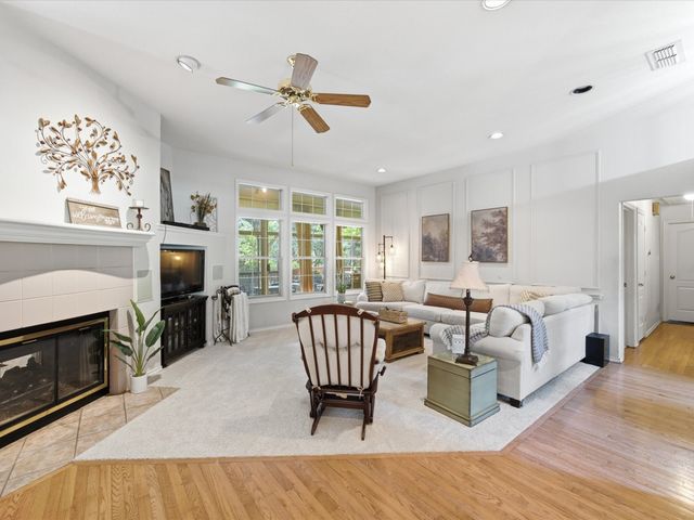 201 Coach House Circle, Fort Worth, TX 76108