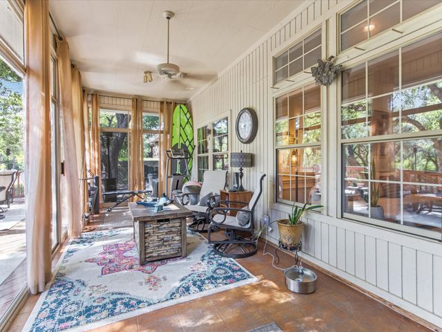 201 Coach House Circle, Fort Worth, TX 76108