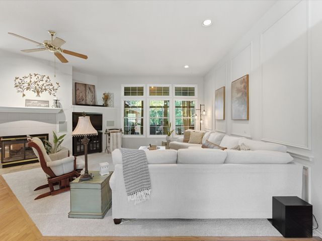 201 Coach House Circle, Fort Worth, TX 76108
