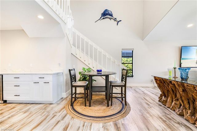 1911 SE 32nd TER, Cape Coral, FL 33904