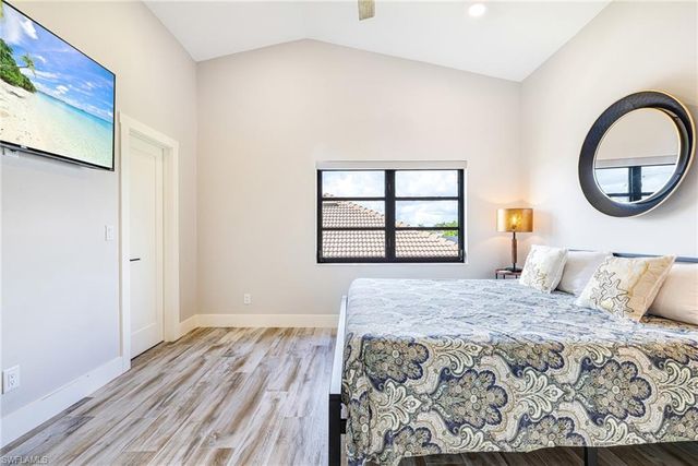 1911 SE 32nd TER, Cape Coral, FL 33904