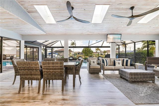 1911 SE 32nd TER, Cape Coral, FL 33904