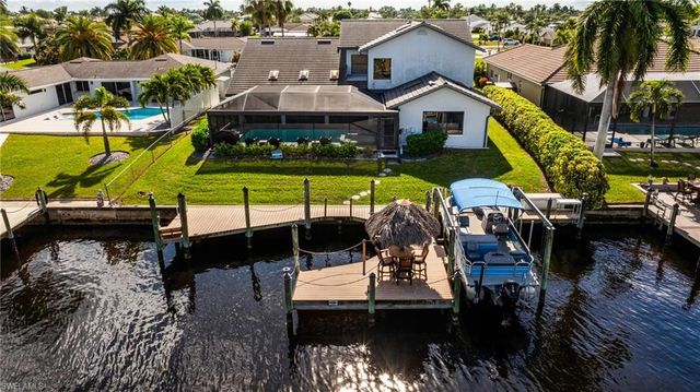 1911 SE 32nd TER, Cape Coral, FL 33904
