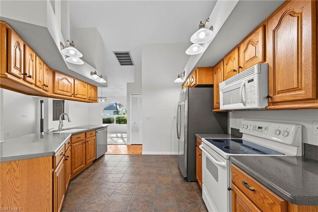 11480 Waterford Village DR, Fort Myers, FL 33913