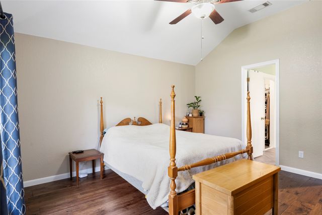 2002 Lansdown Drive, Carrollton, TX 75010