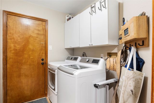 2002 Lansdown Drive, Carrollton, TX 75010
