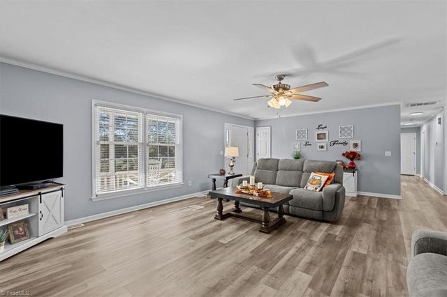 209 Ariel Farm Road, Greensboro, NC 27455