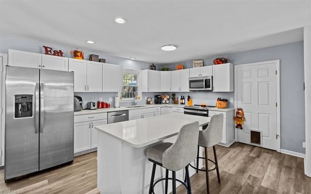 209 Ariel Farm Road, Greensboro, NC 27455