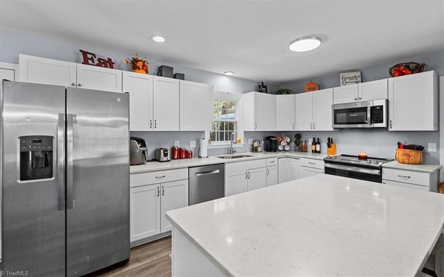 209 Ariel Farm Road, Greensboro, NC 27455