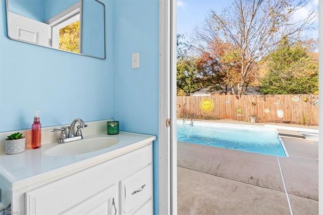 209 Ariel Farm Road, Greensboro, NC 27455