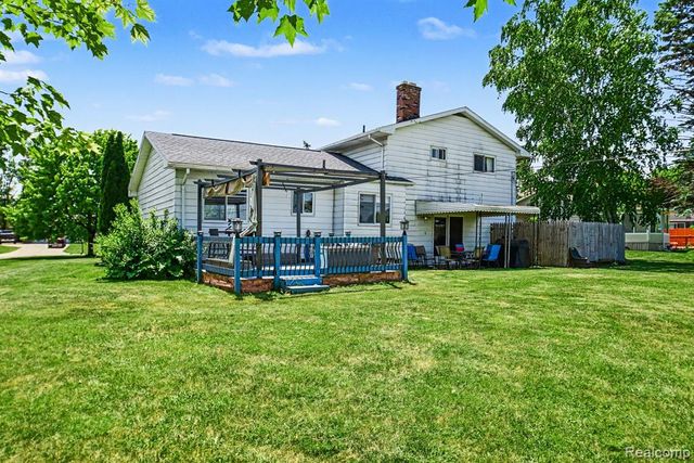 6156 Trenton Drive, Flint, MI 48532