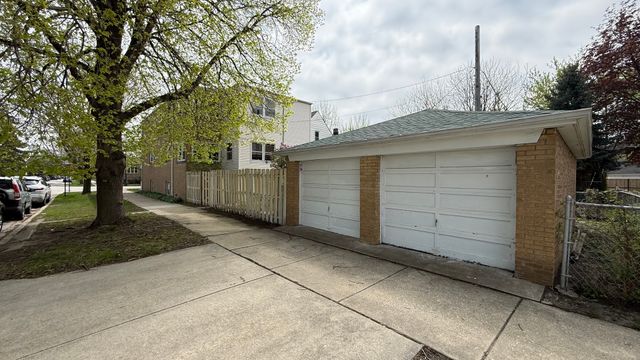 3658 N Laramie Avenue 2, Chicago, IL 60630