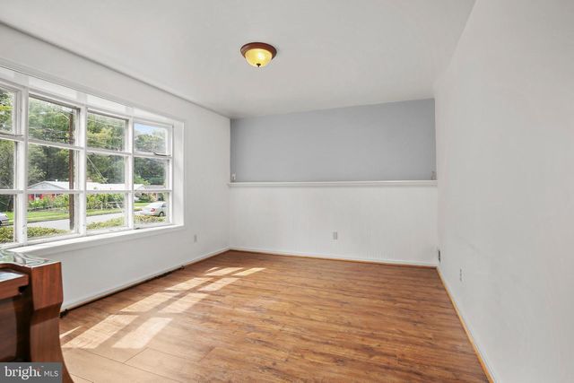 8510 THAMES ST, Springfield, VA 22151