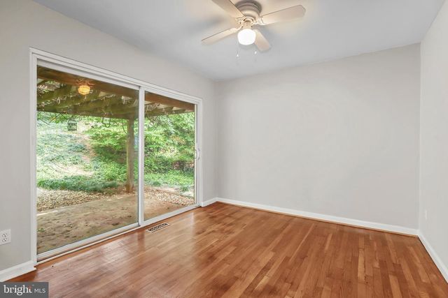 8510 THAMES ST, Springfield, VA 22151