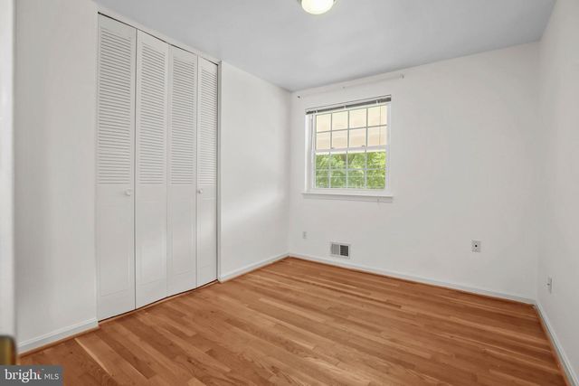 8510 THAMES ST, Springfield, VA 22151