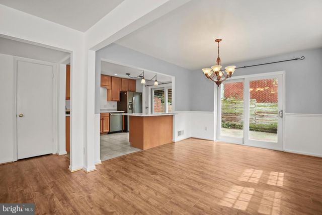 8510 THAMES ST, Springfield, VA 22151