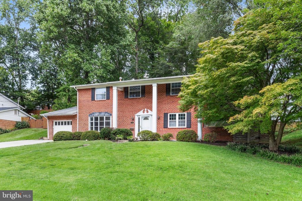 8510 THAMES ST, Springfield, VA 22151