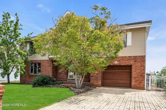 1893 Lookout Drive, Toms River, NJ 08753