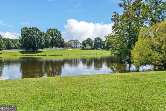 956 Al Roberts Road, Senoia, GA 30276