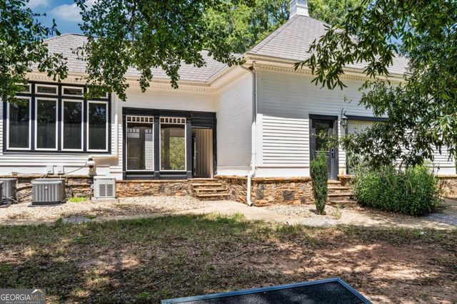 956 Al Roberts Road, Senoia, GA 30276