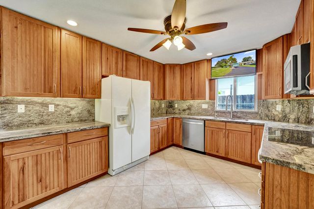 5081 SW 29TH Way, Dania Beach, FL 33312