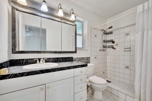 5081 SW 29TH Way, Dania Beach, FL 33312