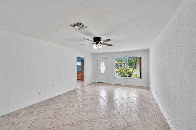 5081 SW 29TH Way, Dania Beach, FL 33312