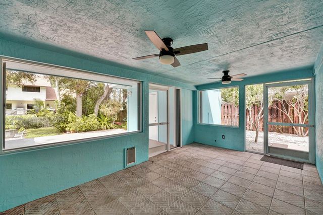 5081 SW 29TH Way, Dania Beach, FL 33312