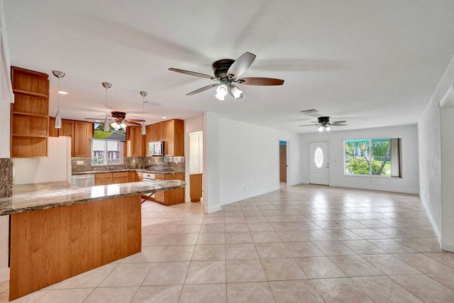 5081 SW 29TH Way, Dania Beach, FL 33312