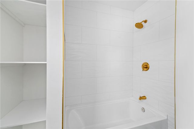 20 E Barrows Street, Cumberland, RI 02864