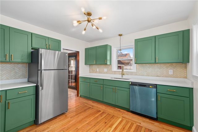 20 E Barrows Street, Cumberland, RI 02864