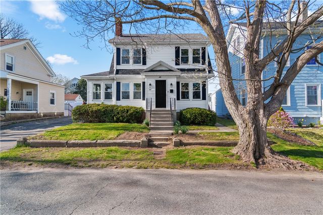 20 E Barrows Street, Cumberland, RI 02864